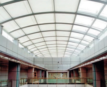 Scroll style ceiling curtain (FTS)